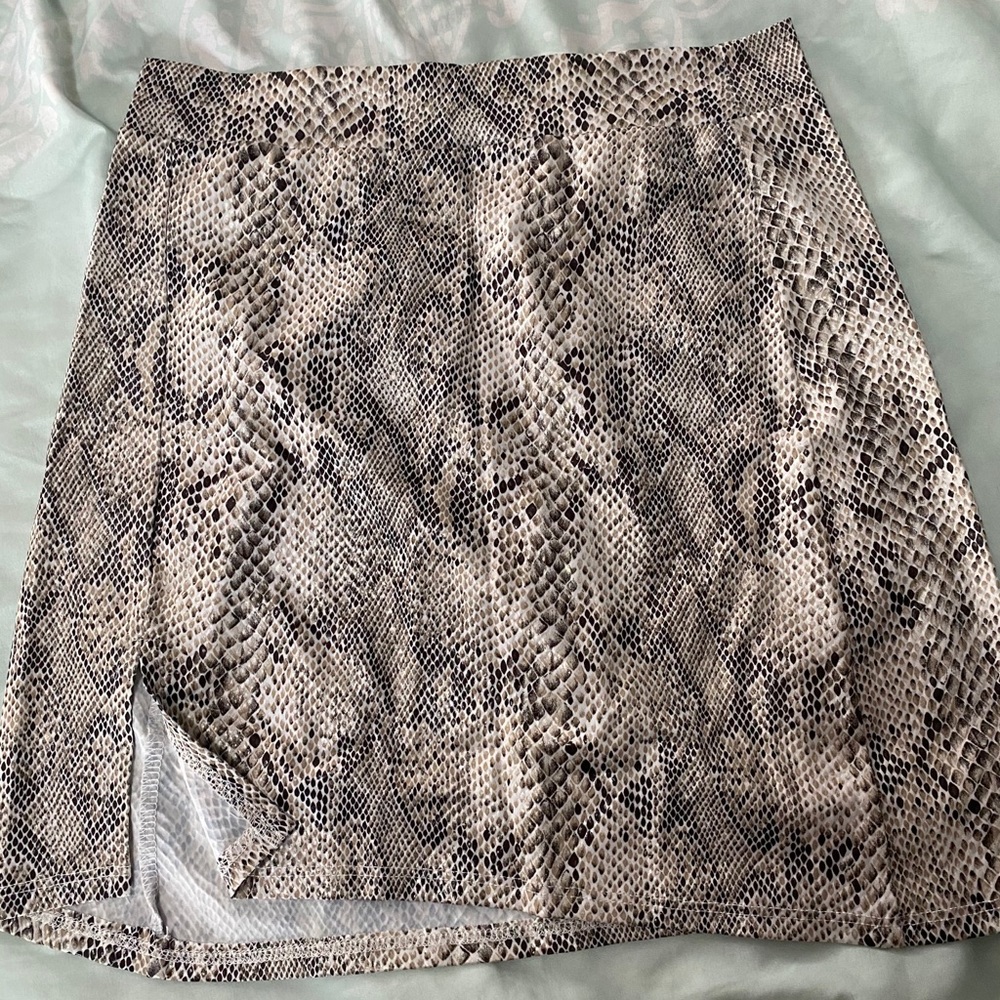 Snake skin skirt with slit